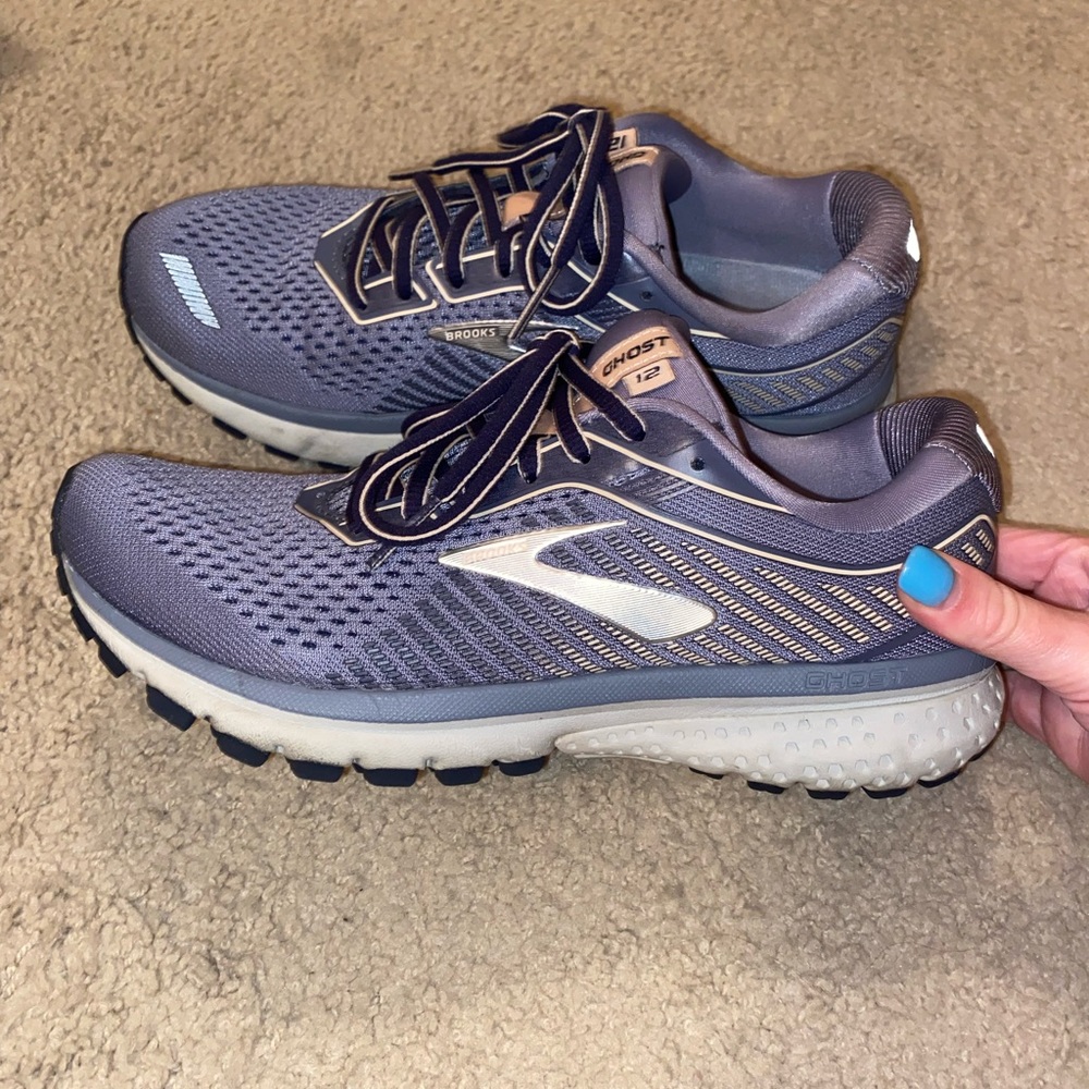 Brooks Ghost 12